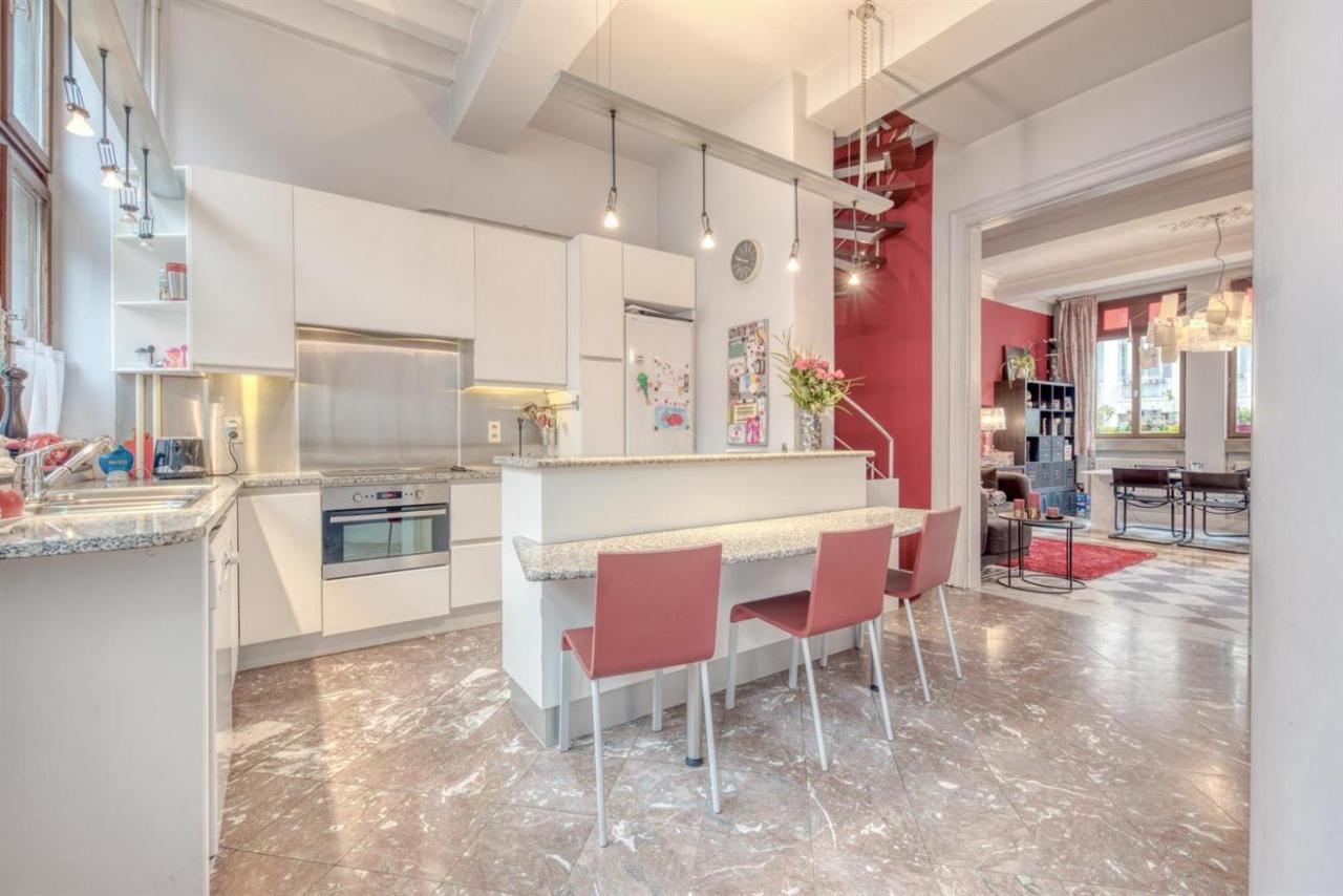 Duplex 2 Chambres Situe Au Centre Du Coeur Historique De לייז' מראה חיצוני תמונה