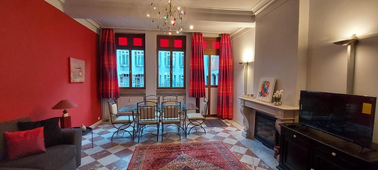 Duplex 2 Chambres Situe Au Centre Du Coeur Historique De לייז' מראה חיצוני תמונה